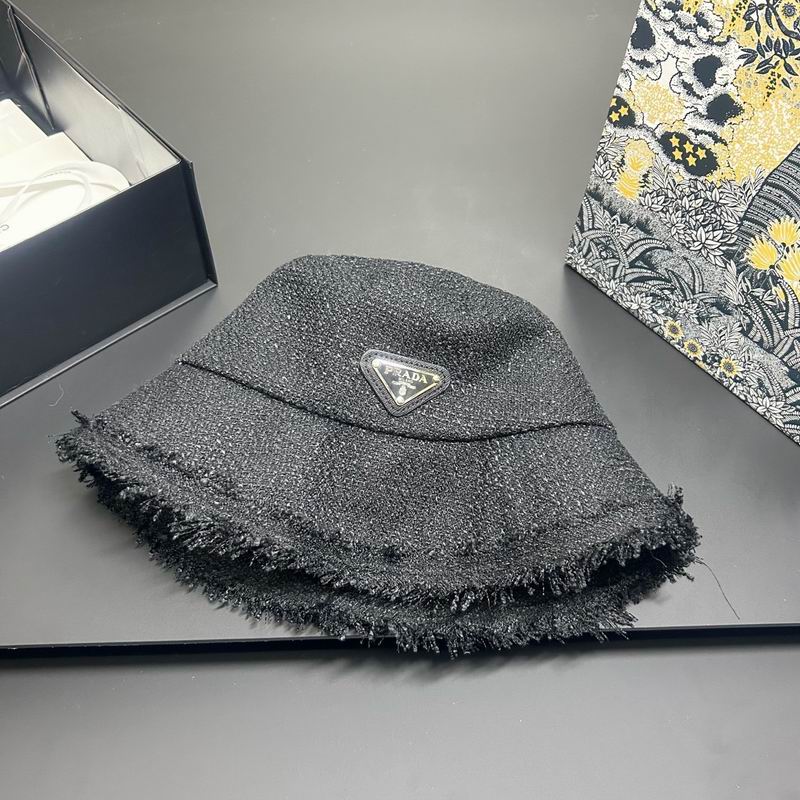 Prada hat dx33